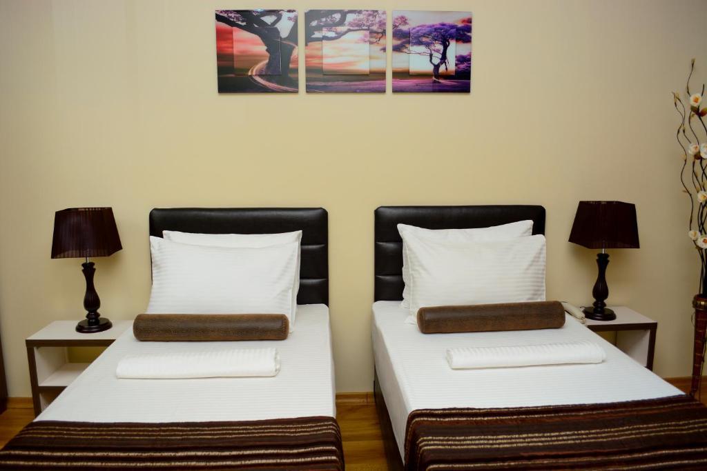 Hotel Diamond Τυφλίδα Εξωτερικό φωτογραφία