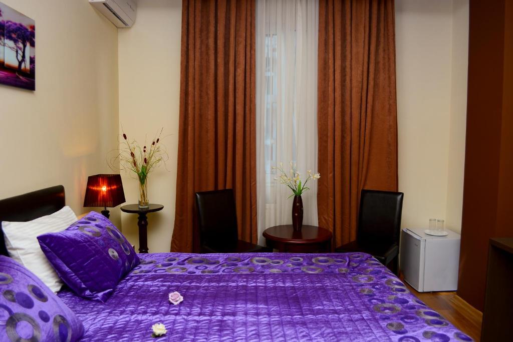Hotel Diamond Τυφλίδα Δωμάτιο φωτογραφία