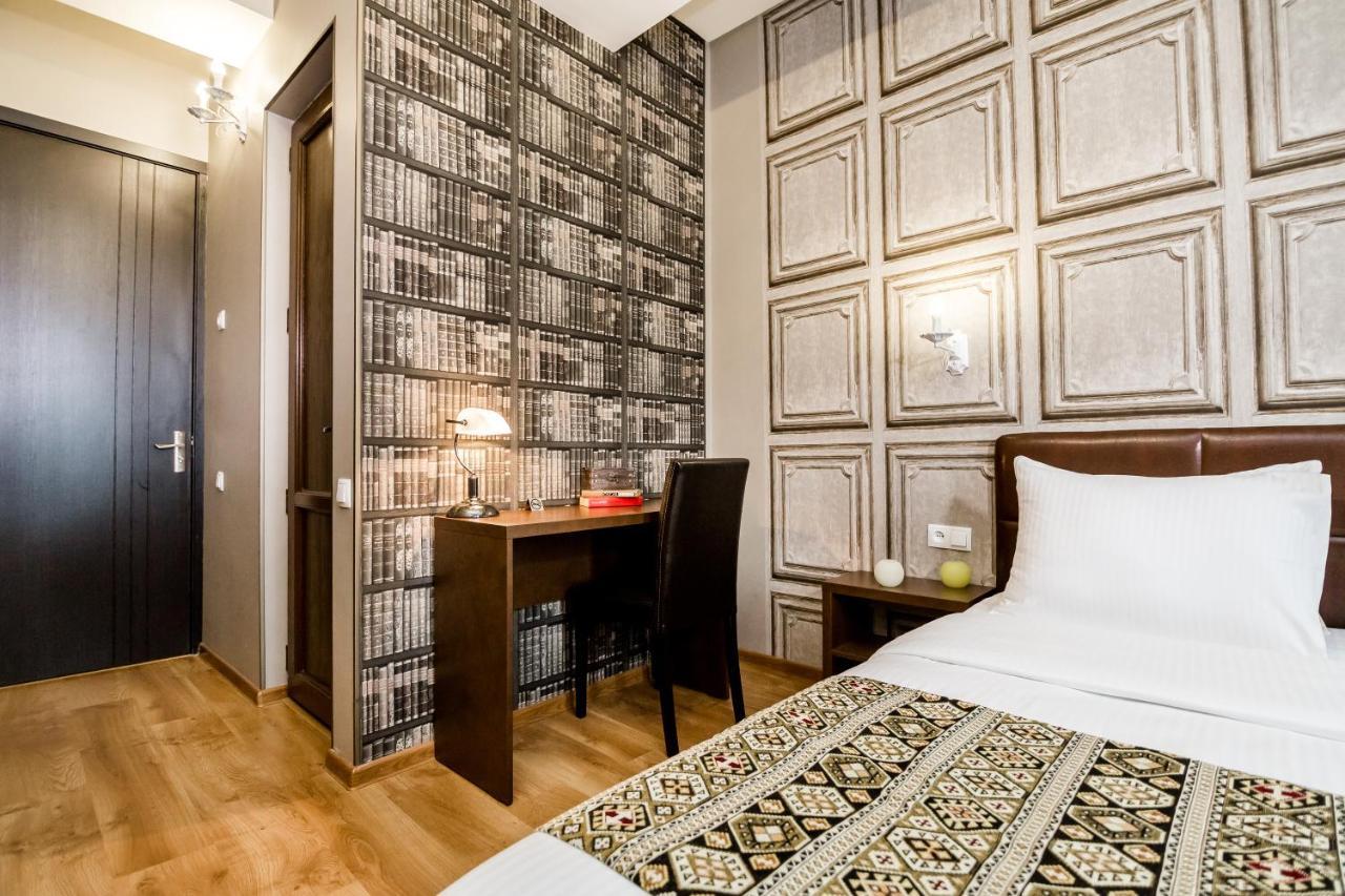 Hotel Diamond Τυφλίδα Εξωτερικό φωτογραφία