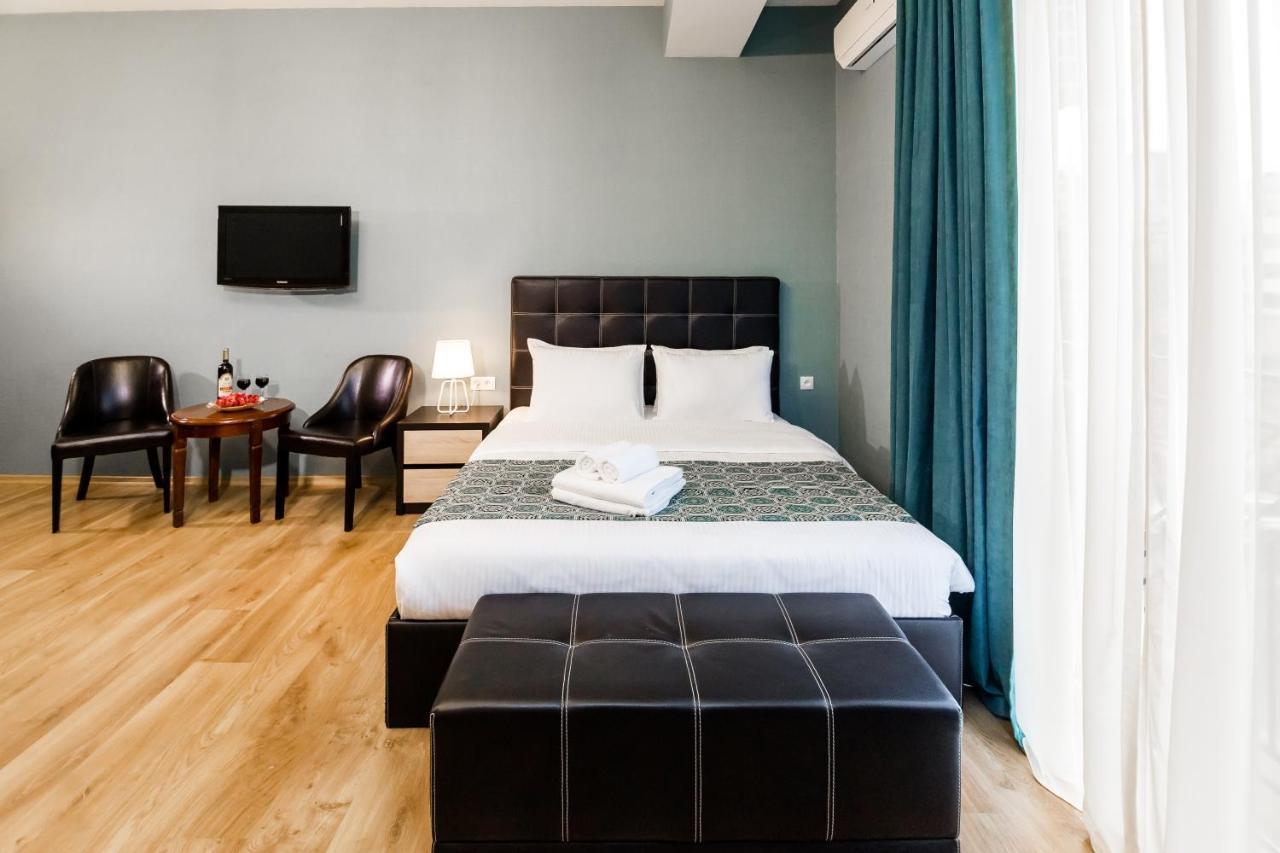 Hotel Diamond Τυφλίδα Εξωτερικό φωτογραφία